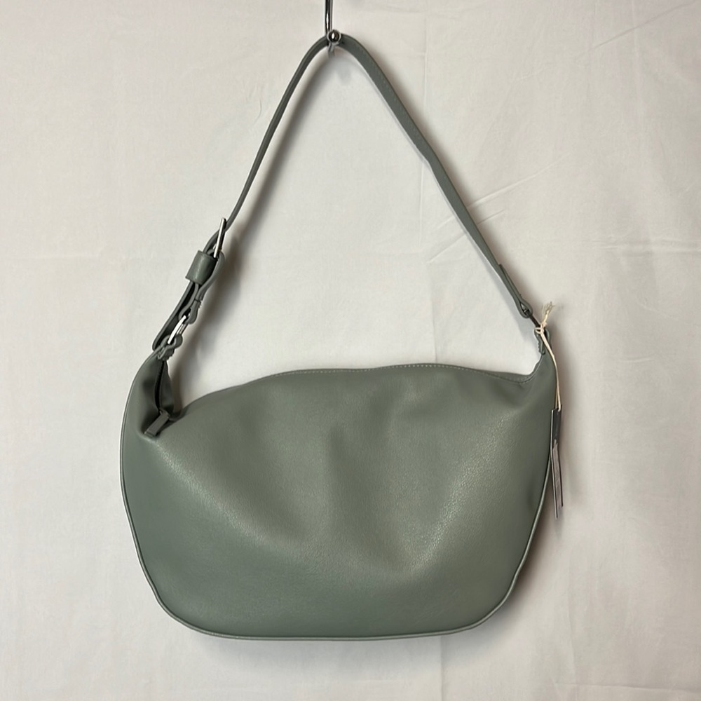 Universal Thread Handbag